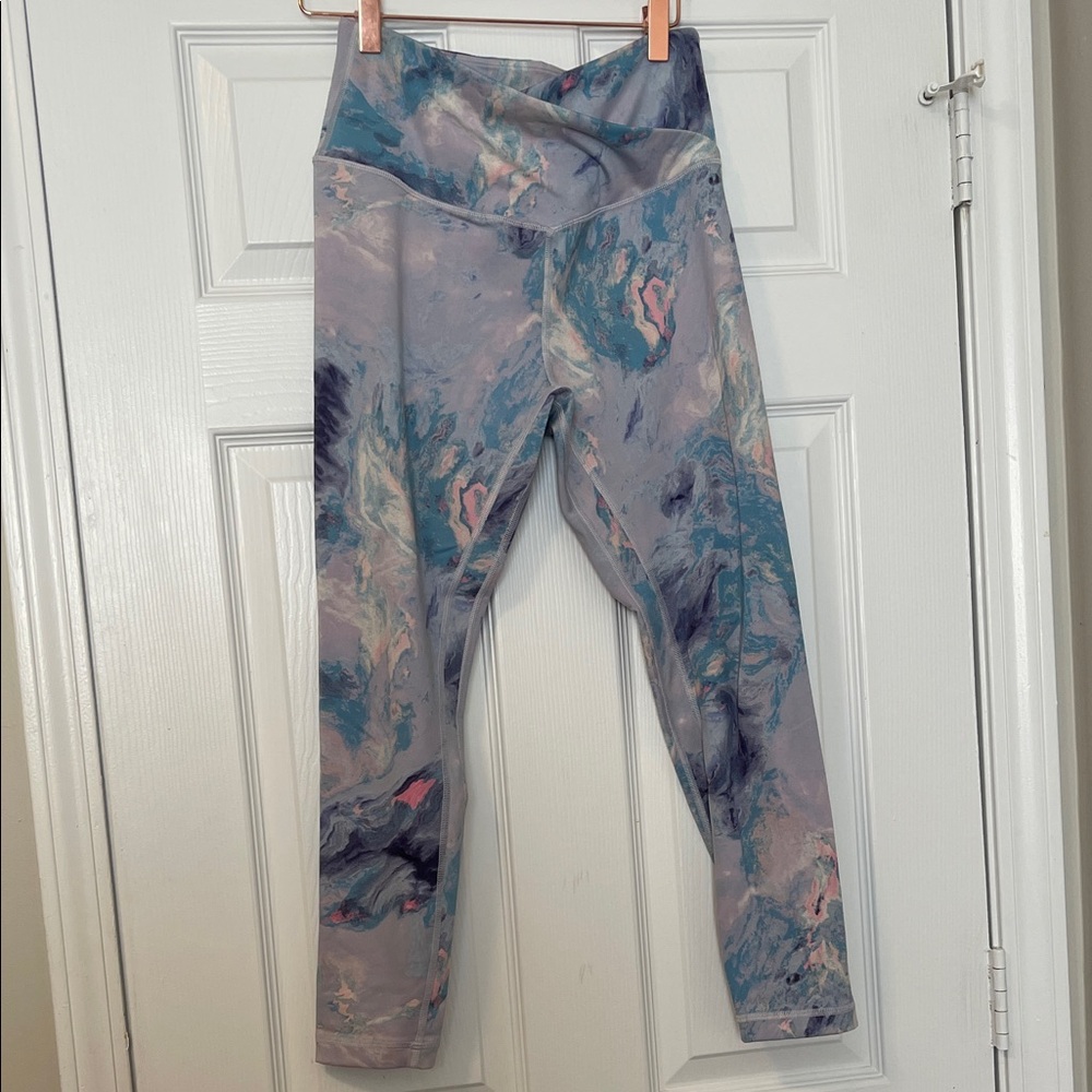 Victoria's Secret Marble Print Leggings in Blue, Pink and Gray